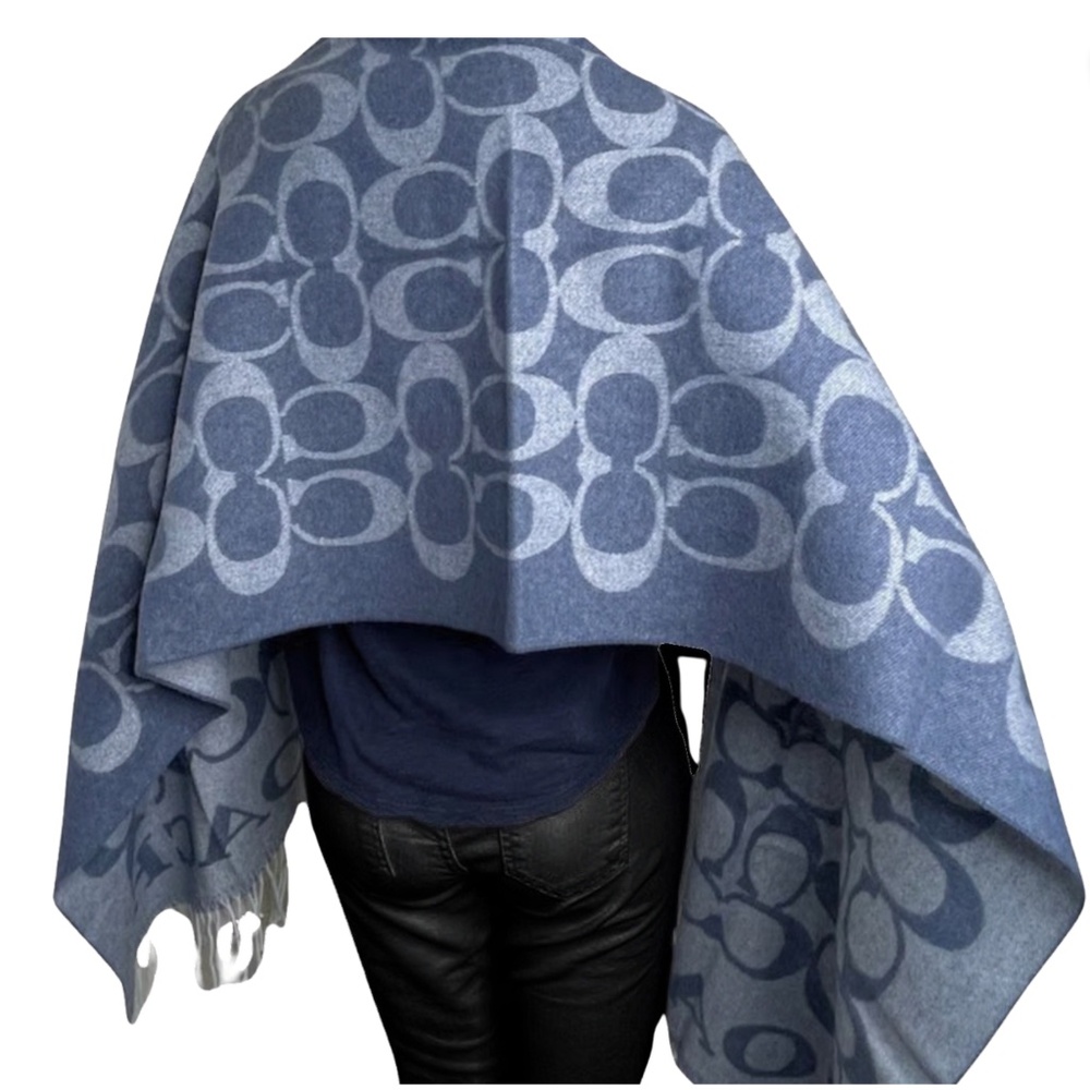 Coach Wool Cashmere Scarf Twilight Blue Logo Fringe Wrap 77 x 21 Luxury Winter - Picture 3 of 3